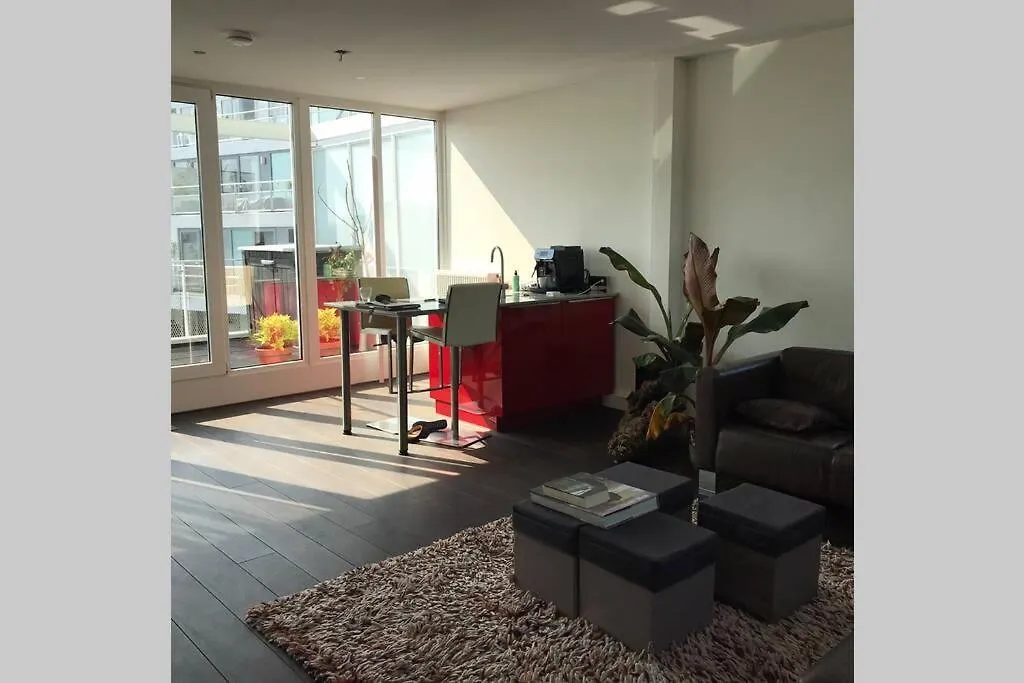 Large And Cosy House On The Water: Free Parking Villa Amsterdam 0*,  Hollanda