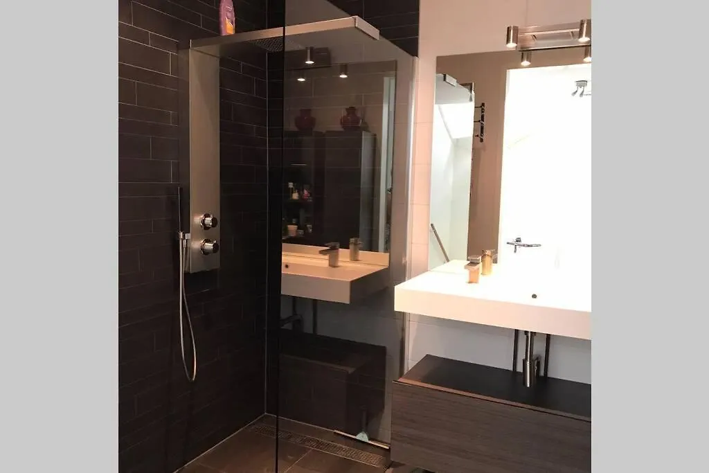 Large And Cosy House On The Water: Free Parking Villa Amsterdam